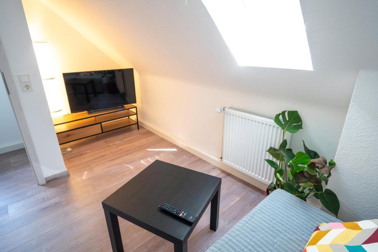 Haus Hanghuhn Bullay Buitenkant foto