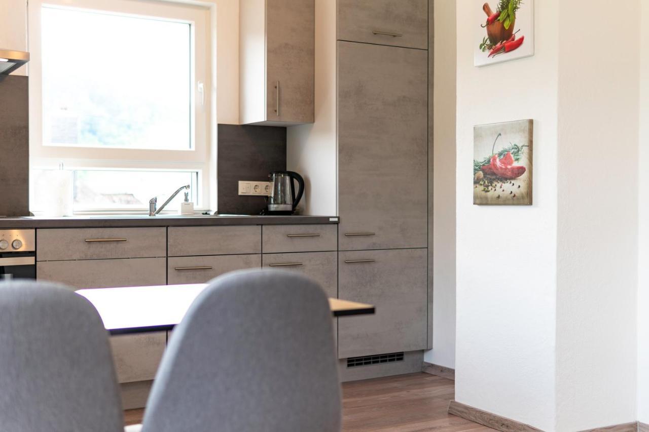 Haus Hanghuhn Bullay Buitenkant foto