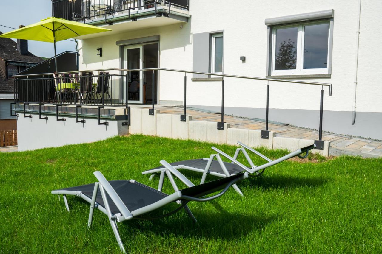 Haus Hanghuhn Bullay Buitenkant foto